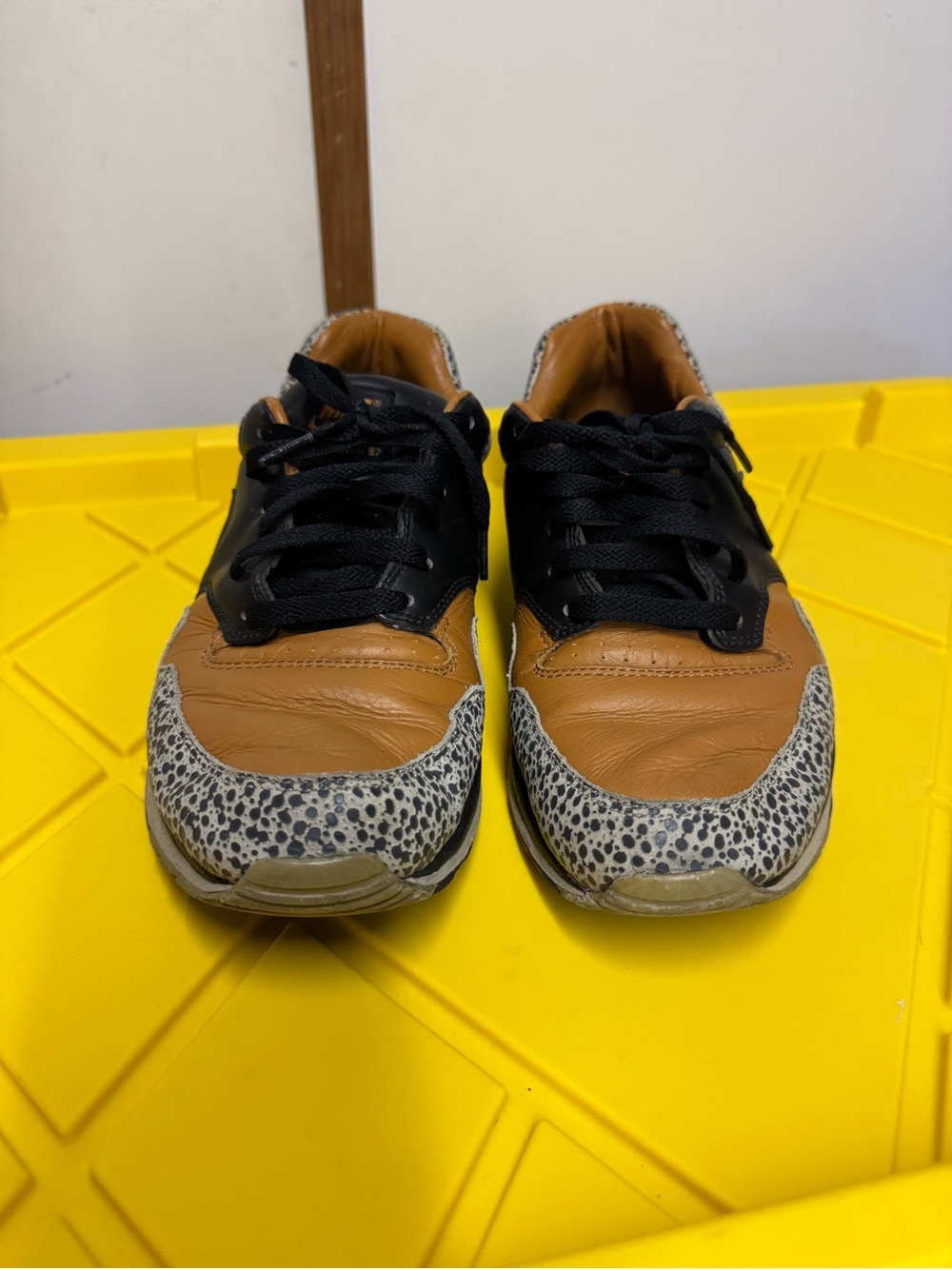 Nike Air Safari NRG 2012 Leather Safari Print Sneakers 532304-220 Men’s 10.5